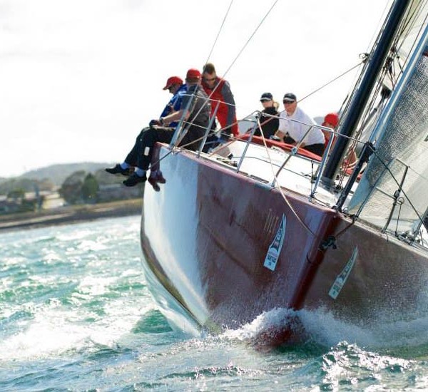 Tilt retires from L2H with torn mainsail